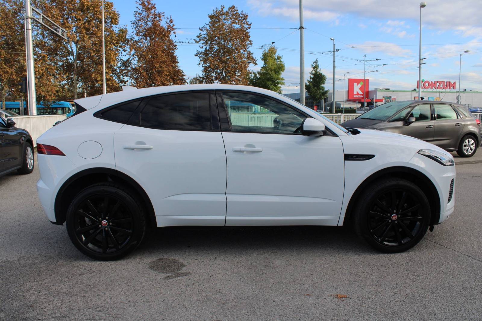 Jaguar E Pace 2.0D 180ks AUTOMATIK R-Dynamic 4x4 *NAVI,LED,KAMERA*, fotografija 4