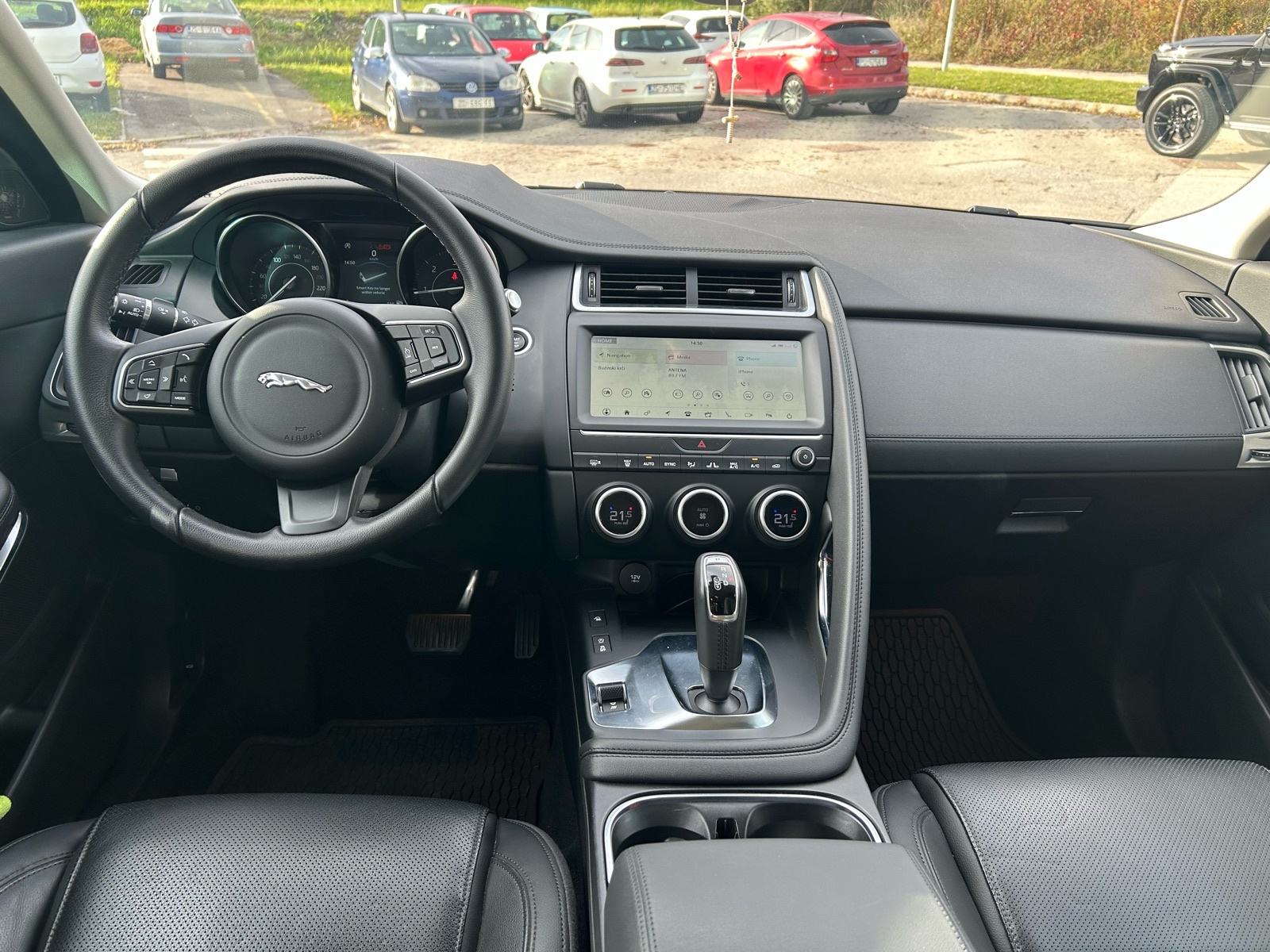 Jaguar E-Pace 2,0d AWD, fotografija 7