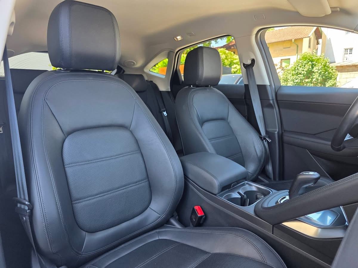 Jaguar E-Pace D150 S Automatik/ Meridian / AWD, fotografija 16