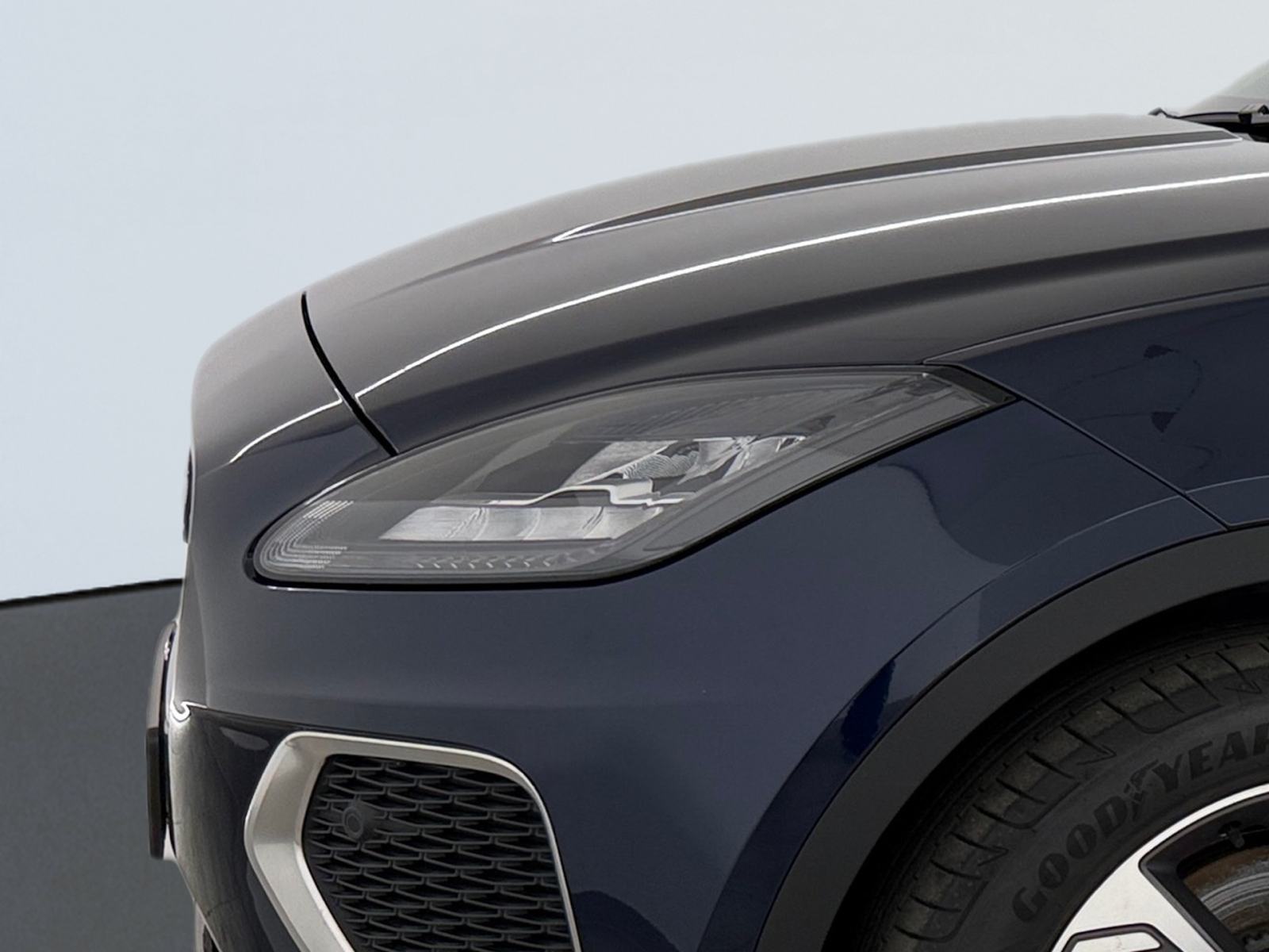 Jaguar E-Pace R-DYN S 2.0 163 AWD A9 MHEV, fotografija 10