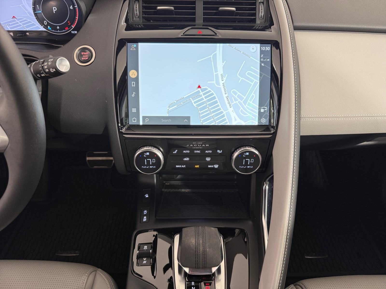 Jaguar E-Pace R-DYN S 2.0 163 AWD A9 MHEV, fotografija 18