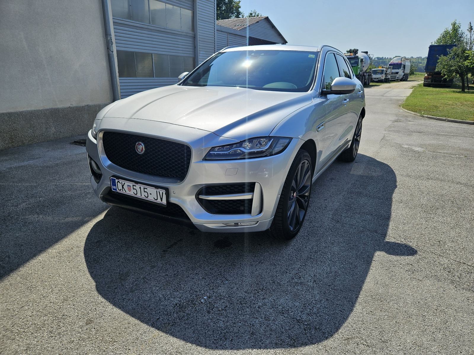 Jaguar F-Pace, R-Sport, 66.300km, fotografija 2