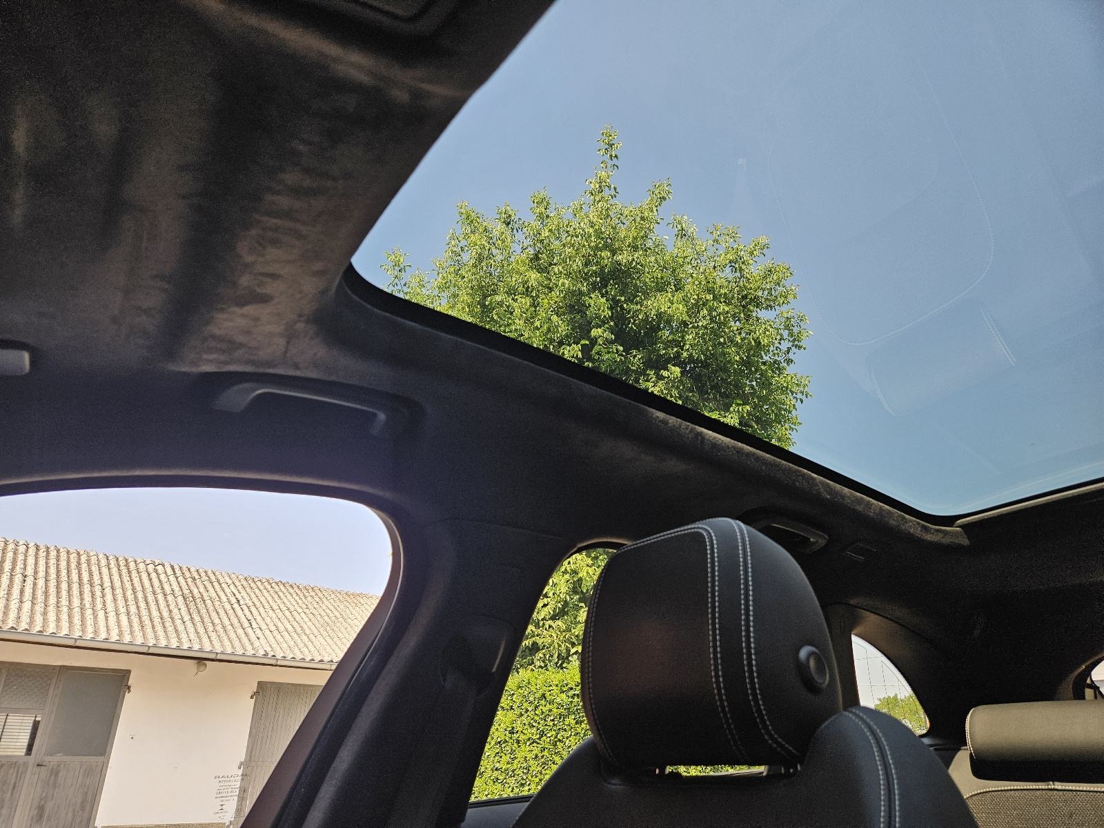 Jaguar F-Pace, R-Sport, 66.300km, fotografija 11
