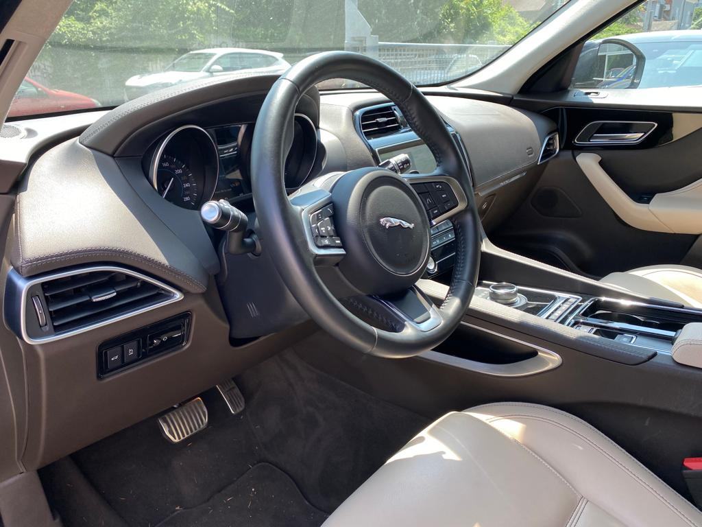 Jaguar F-Pace 2.0 D 4x4 AUTOMATIK, NAVI, LED, KAMERA, 4X GARANCIJA!, fotografija 12
