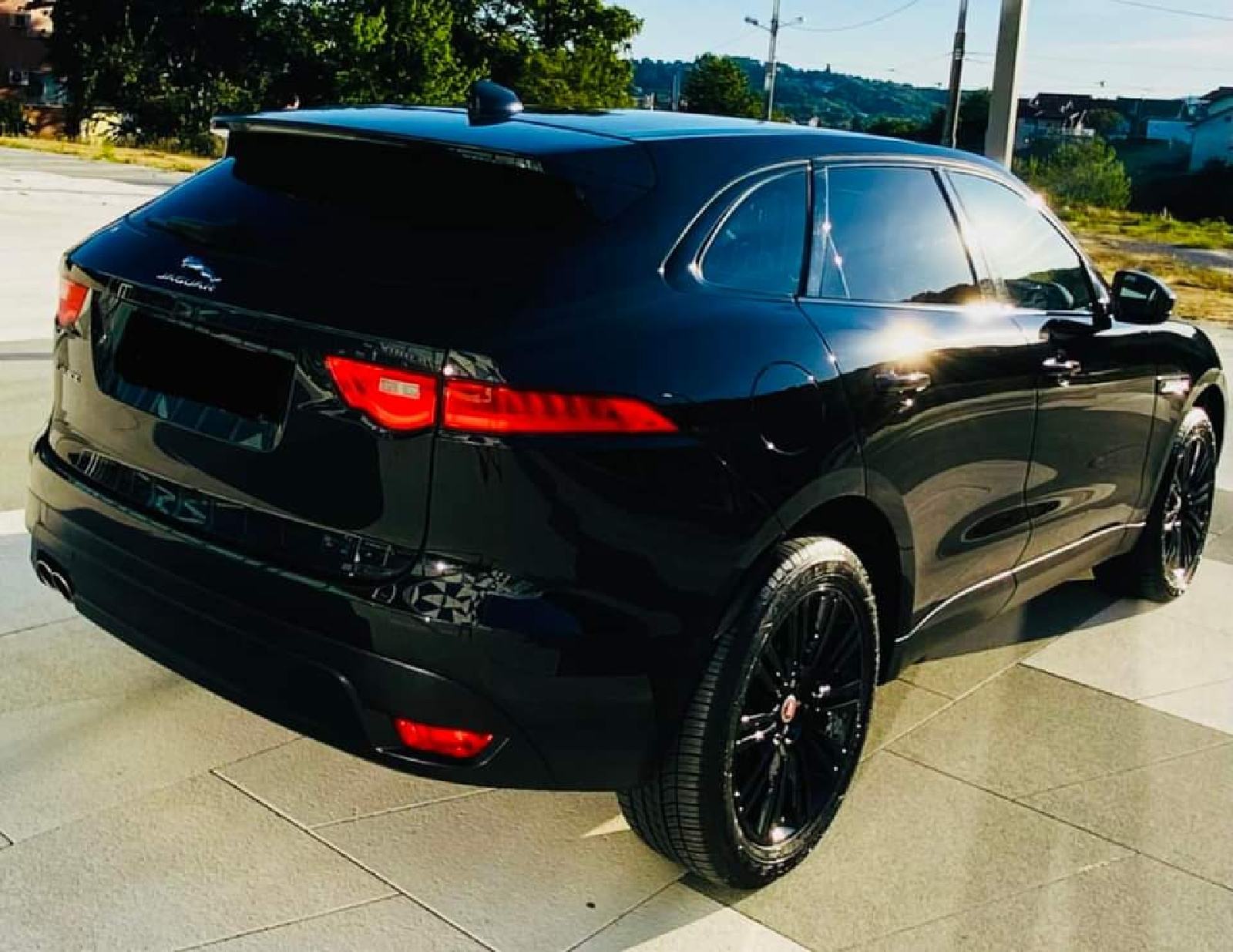 Jaguar F-Pace 2.0 D automatik, fotografija 8