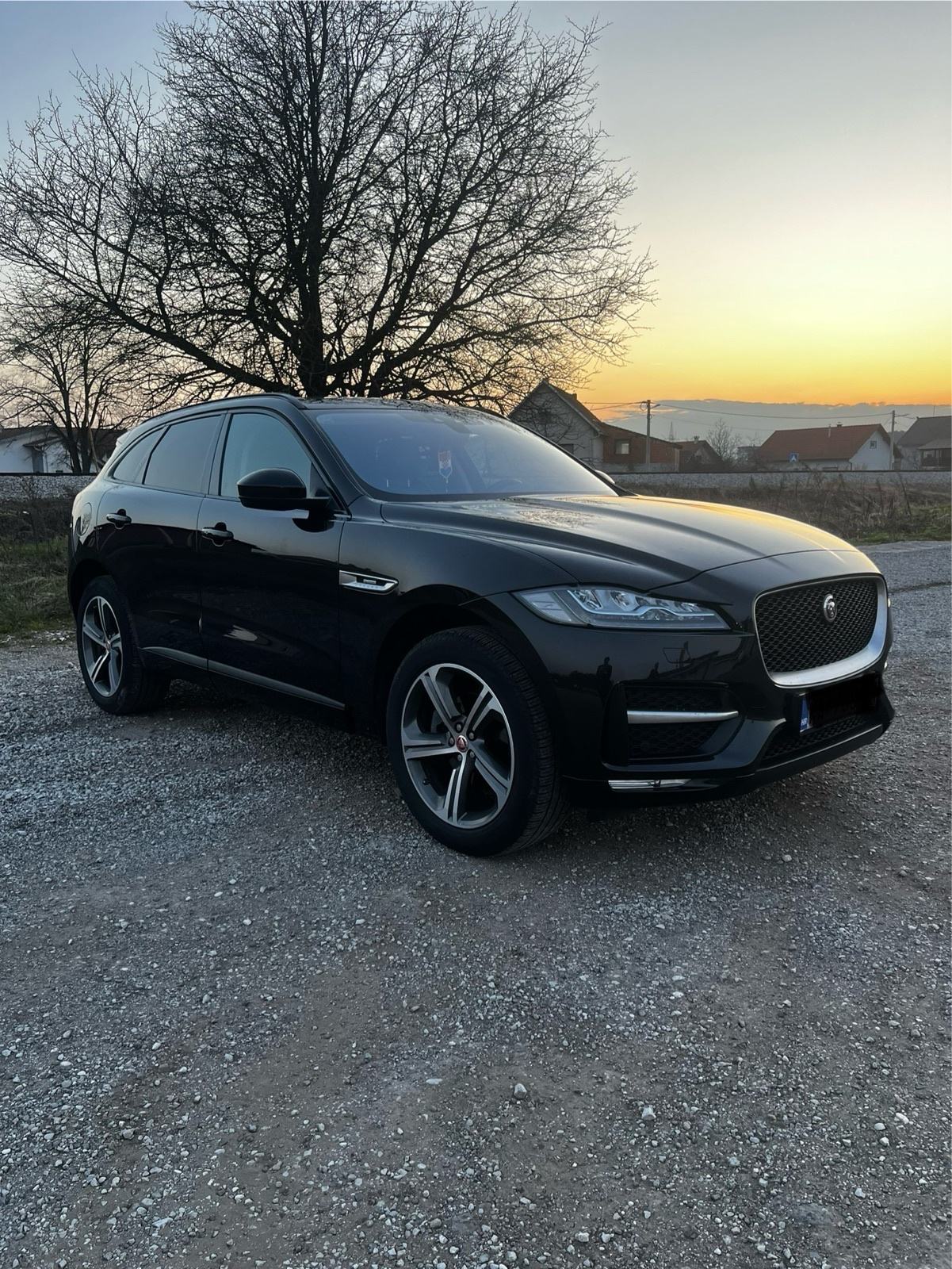 Jaguar F-Pace R-Sport 2.0d AWD, fotografija 2