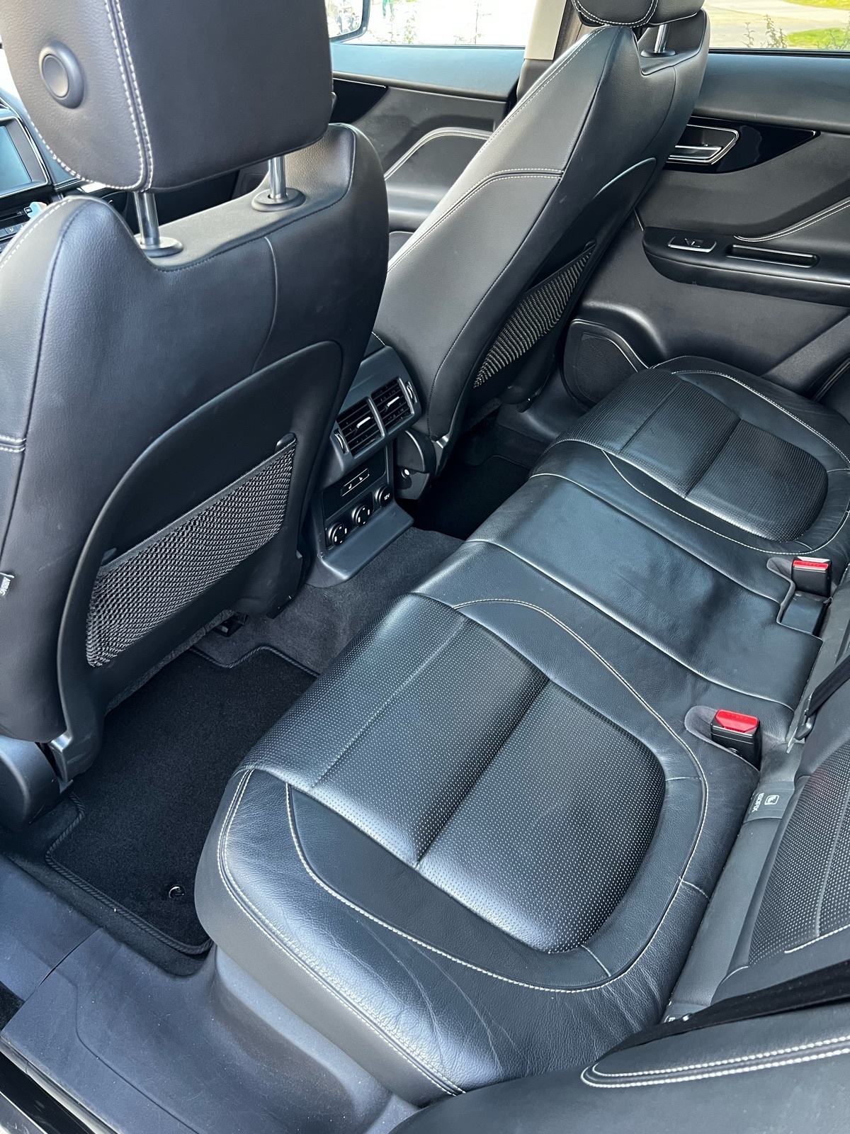 Jaguar F-Pace R-Sport 2.0d AWD, fotografija 11