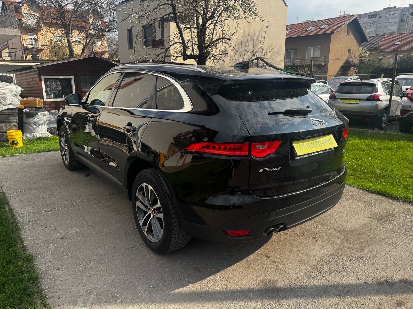 Jaguar F-Pace 2.0 D 1 VLASNIK, HR AUTO, ODLIČNO STANJE, fotografija 5