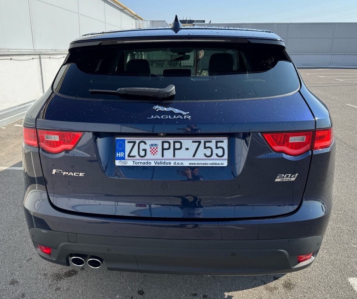 Jaguar F-Pace 2.0 D Prestige 4x4. automatik, servis, garancija, fotografija 6