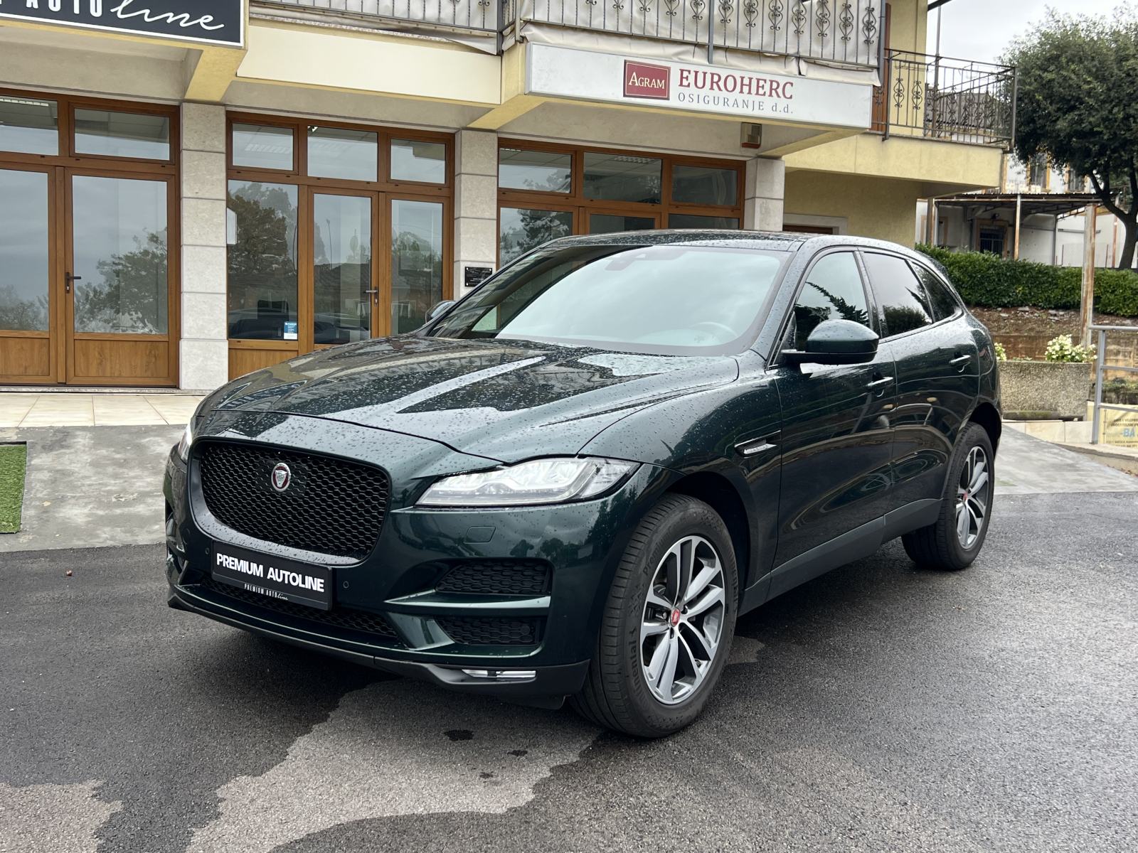 Jaguar F-Pace 2.0 D Prestige, fotografija 1