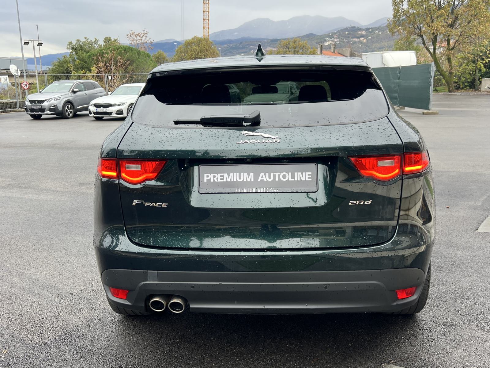 Jaguar F-Pace 2.0 D Prestige, fotografija 4