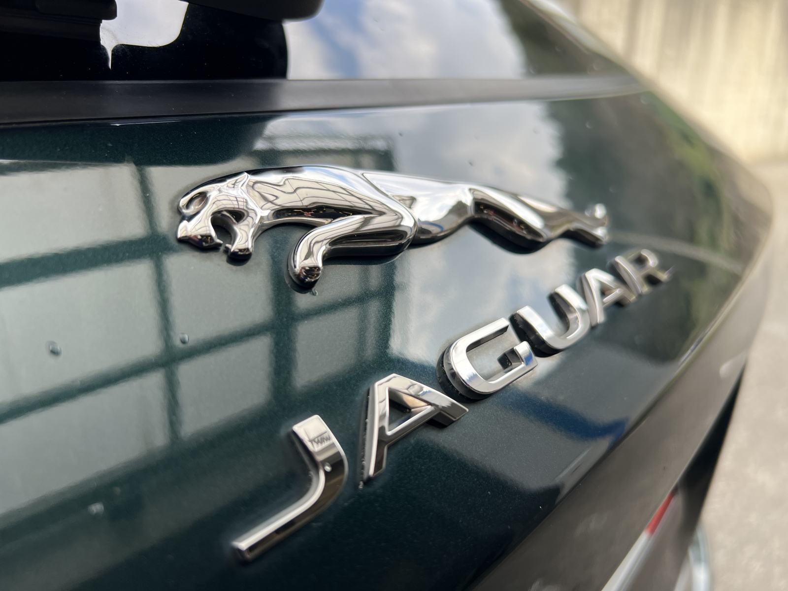 Jaguar F-Pace 2.0 D Prestige, fotografija 11