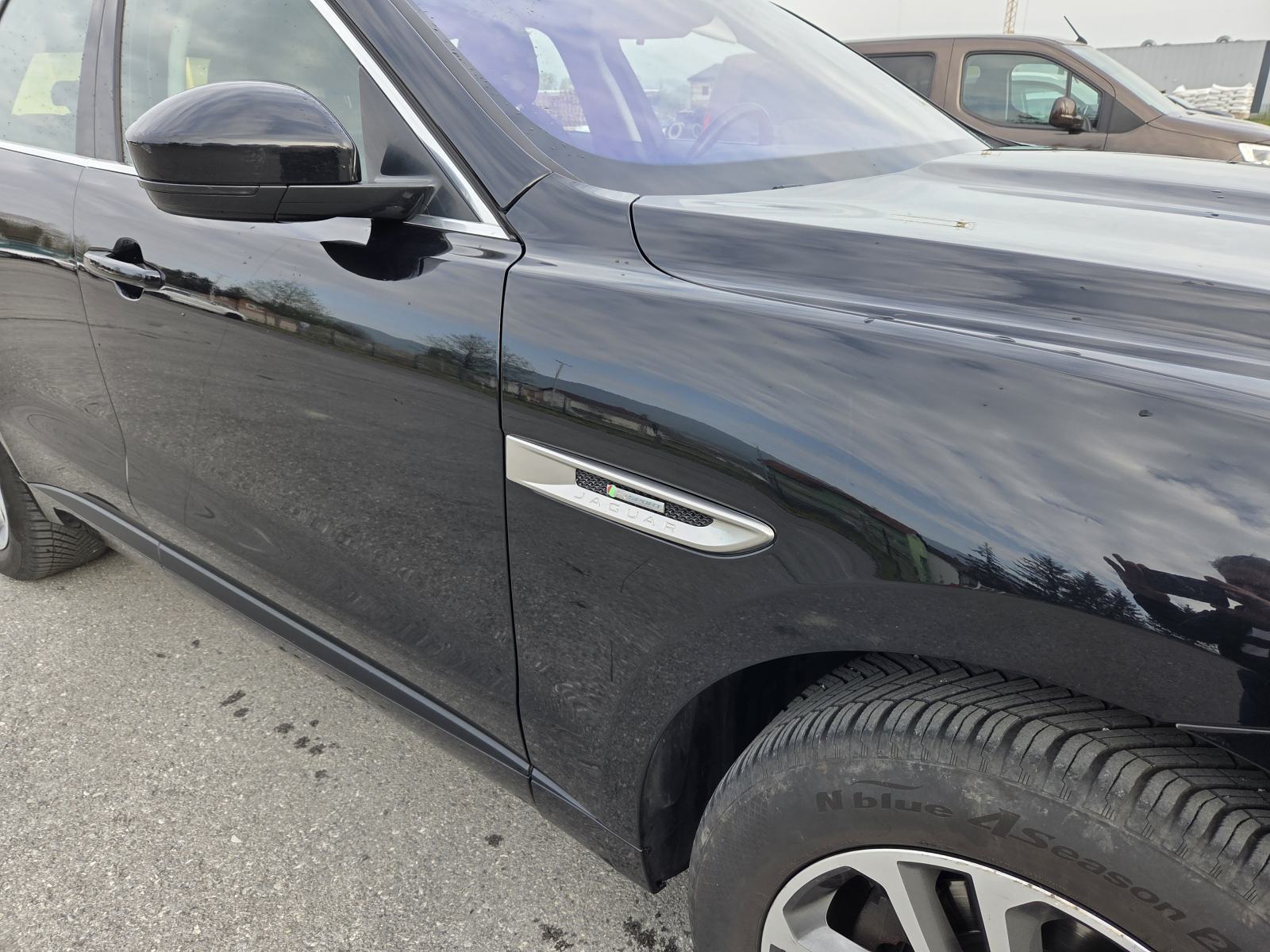 Jaguar F-Pace 2.0 D R- Sport 4x4 led, fotografija 10