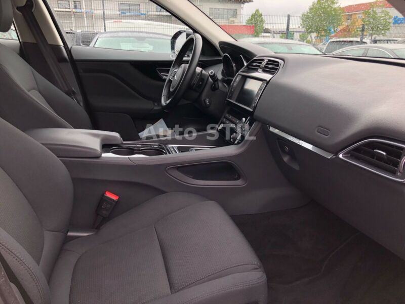 Jaguar F-Pace 2.0 D *LEASING* *KREDIT*, fotografija 11