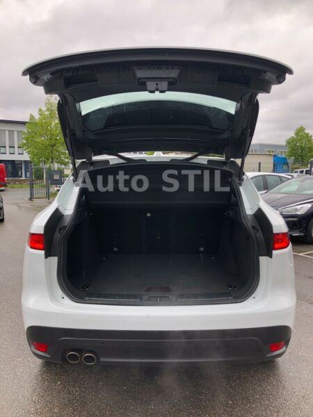 Jaguar F-Pace 2.0 D *LEASING* *KREDIT*, fotografija 12