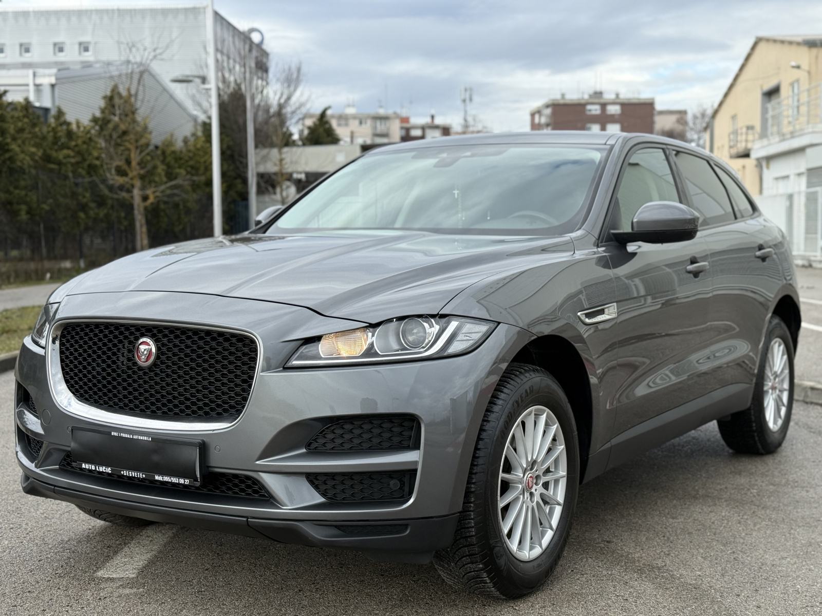 *Jaguar F-Pace 2.0 D*TOP STANJE*SAMO 129 000KM*, fotografija 1