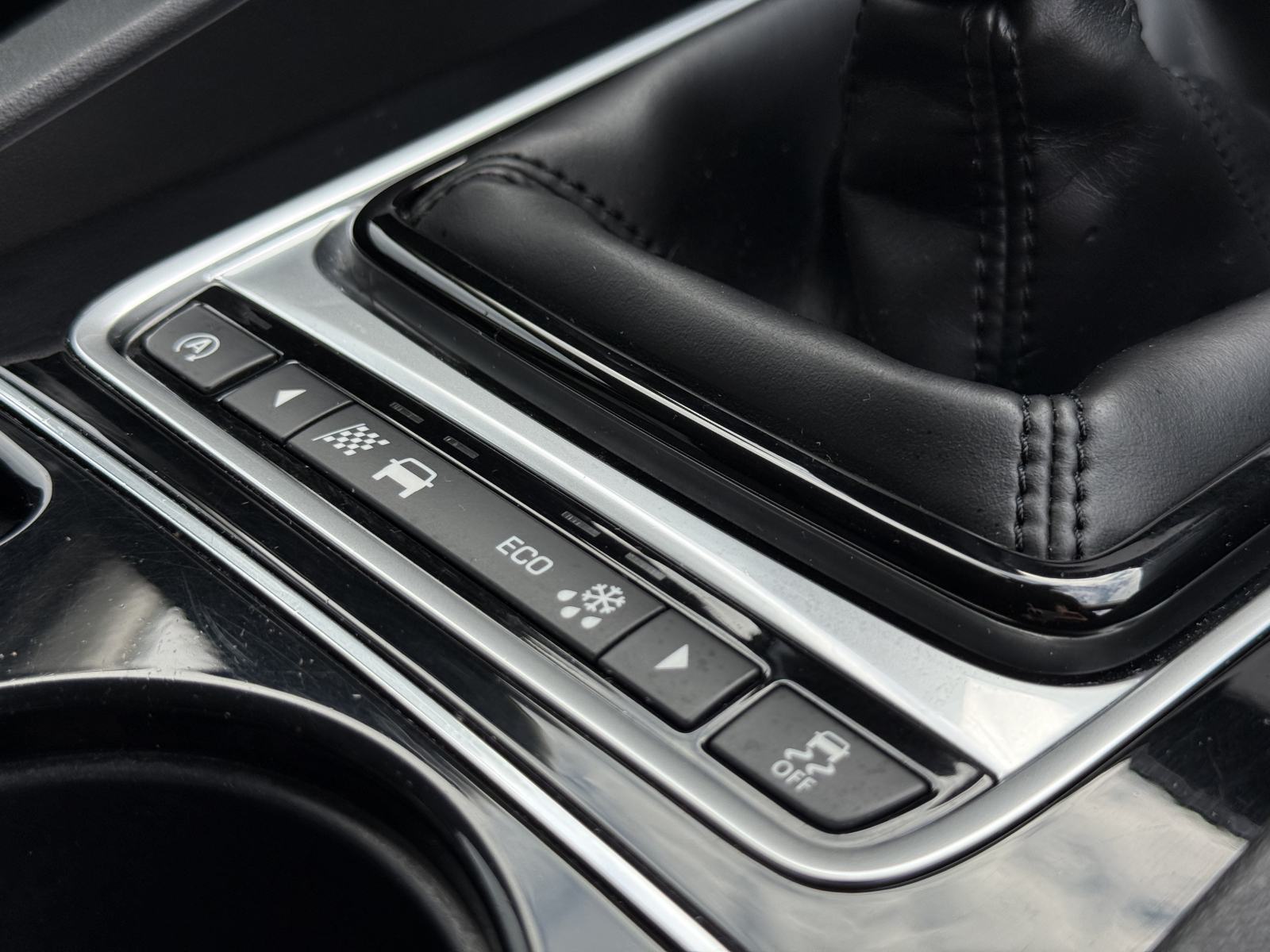 *Jaguar F-Pace 2.0 D*TOP STANJE*SAMO 129 000KM*, fotografija 17