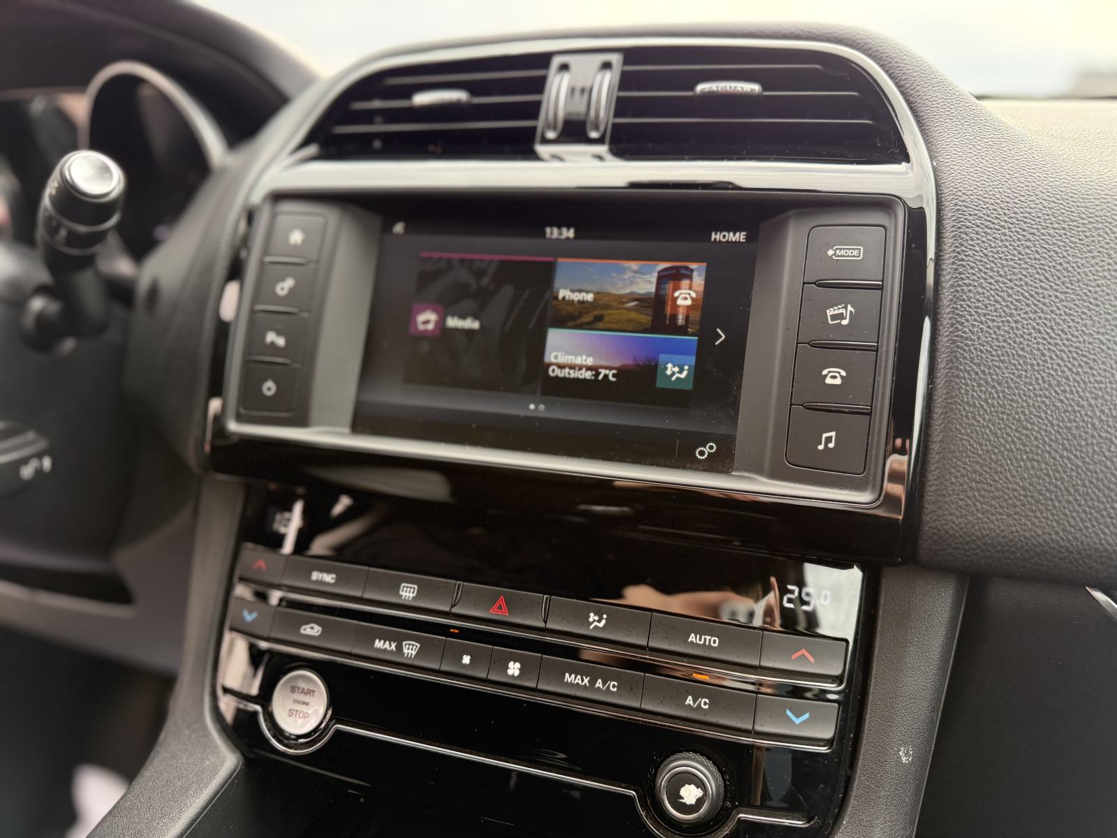 *Jaguar F-Pace 2.0 D*TOP STANJE*SAMO 129 000KM*, fotografija 16