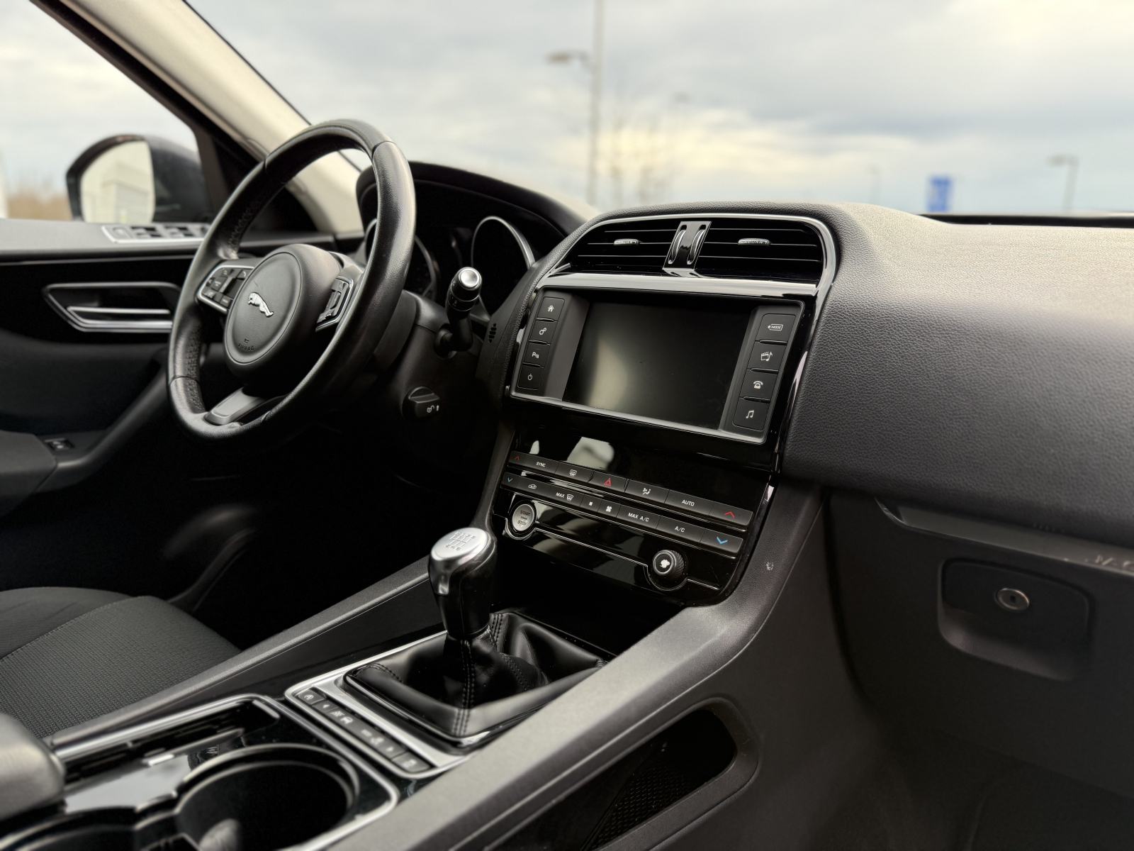 *Jaguar F-Pace 2.0 D*TOP STANJE*SAMO 129 000KM*, fotografija 19
