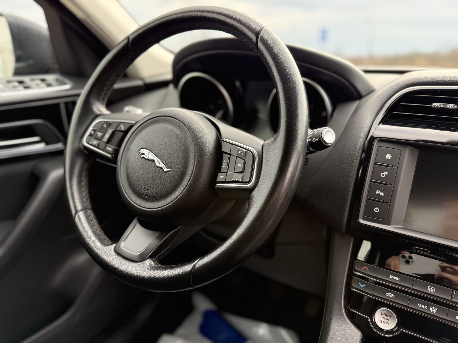 *Jaguar F-Pace 2.0 D*TOP STANJE*SAMO 129 000KM*, fotografija 20