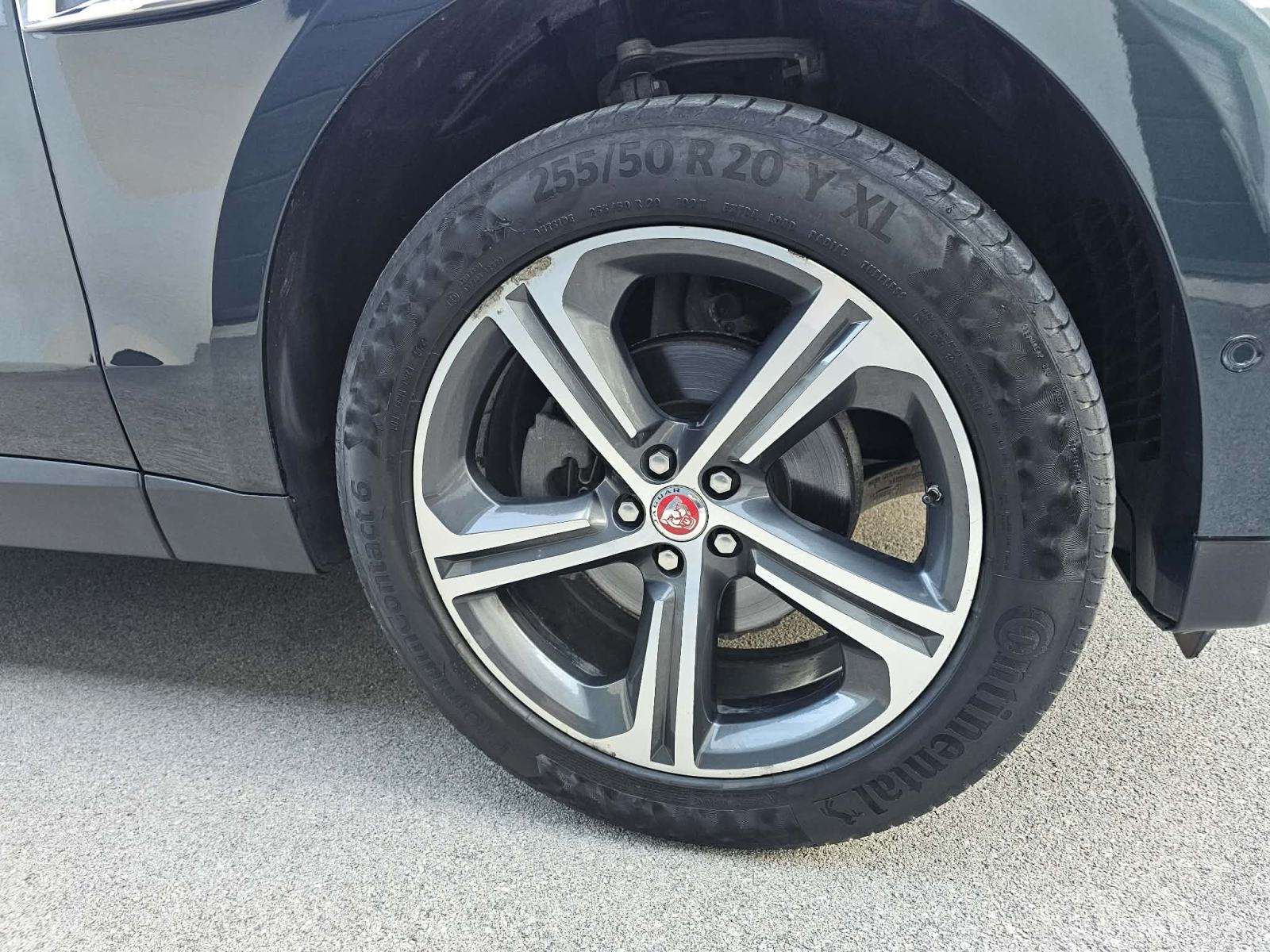 Jaguar F-Pace 2.0 D, fotografija 7