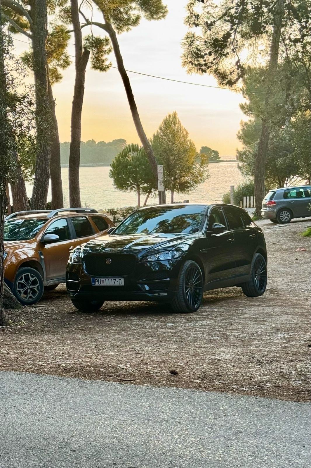 Jaguar F-Pace 20d AWD, fotografija 2