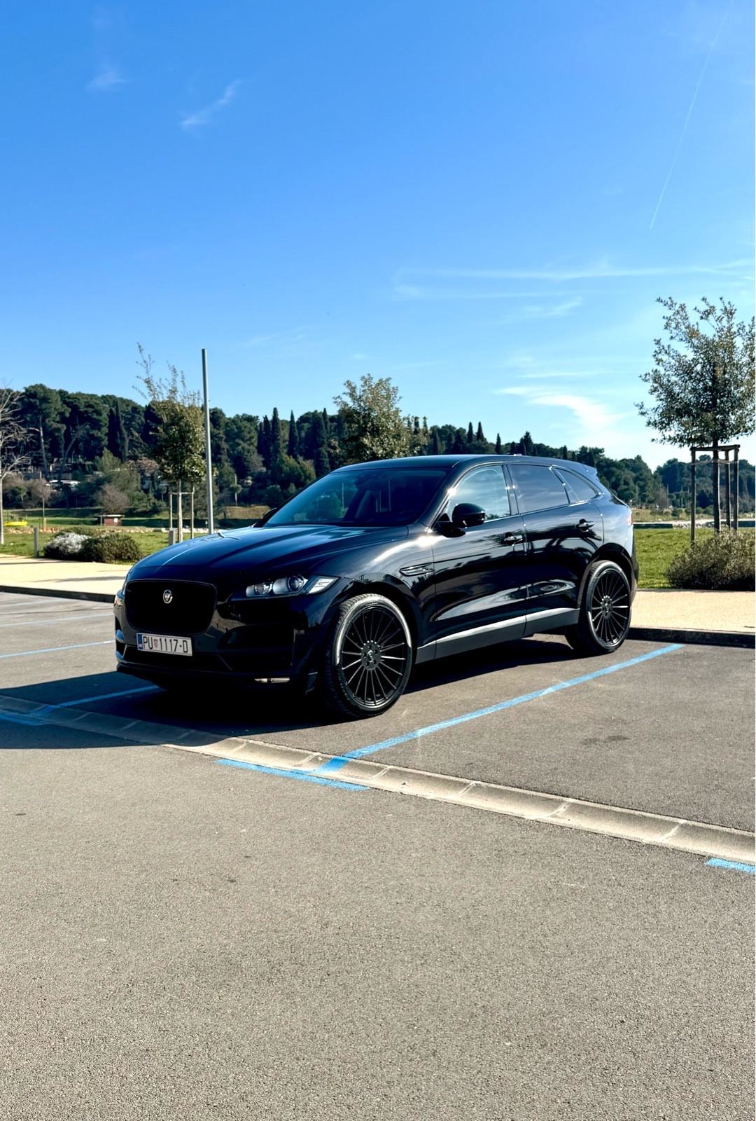 Jaguar F-Pace 20d AWD, fotografija 7