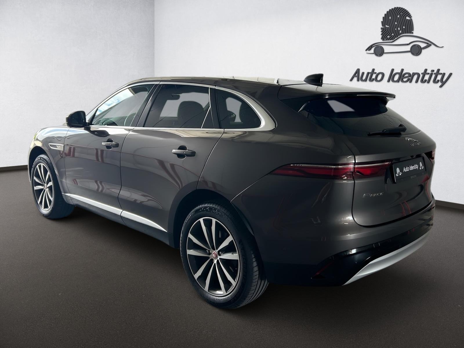 Jaguar F-Pace 2.0d SE AUTOMATIK,REG.05/2027,PDV, PANORAMA,LED,NAVI,AWD, fotografija 6
