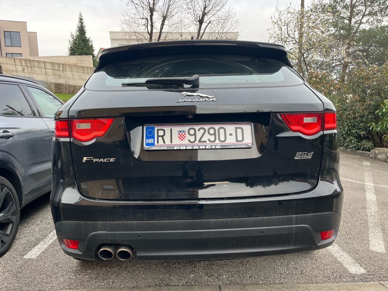 Jaguar F-Pace 2.0D - NOVI MOTOR, fotografija 4