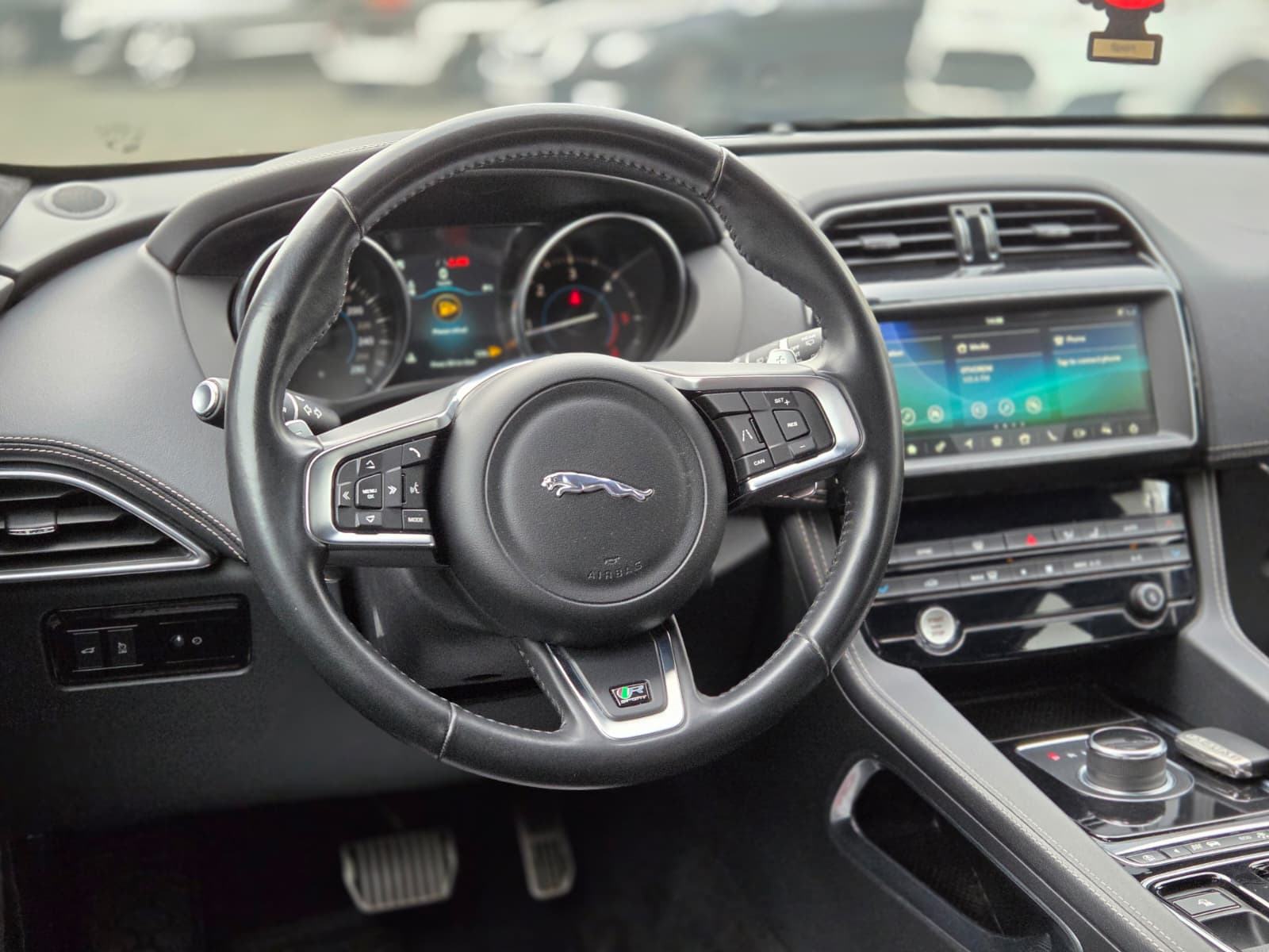 Jaguar F-Pace 2,0d R-SPORT automatik JAMSTVO 12, fotografija 6