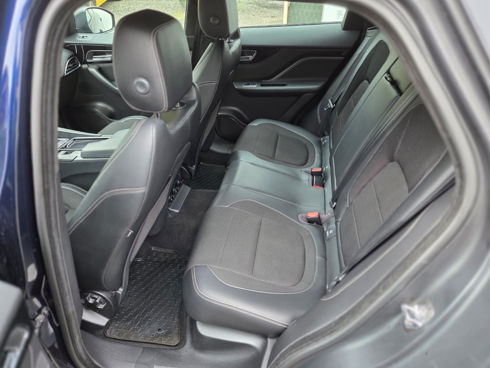 Jaguar F-Pace 2,0d R-SPORT automatik JAMSTVO 12, fotografija 13