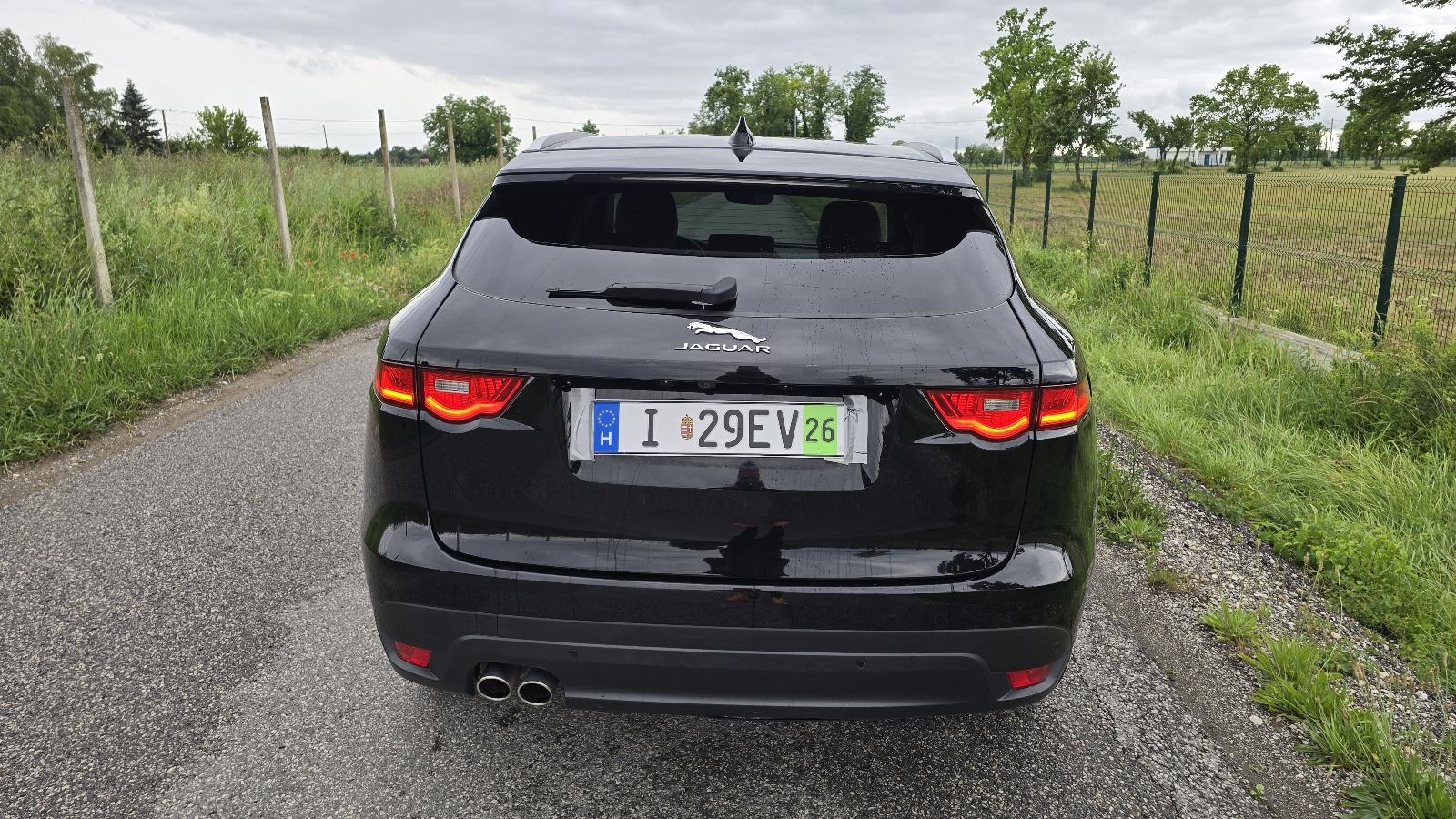 Jaguar F-Pace 2,0d 4wd automatik KARTICE-ZAMJENA, fotografija 4