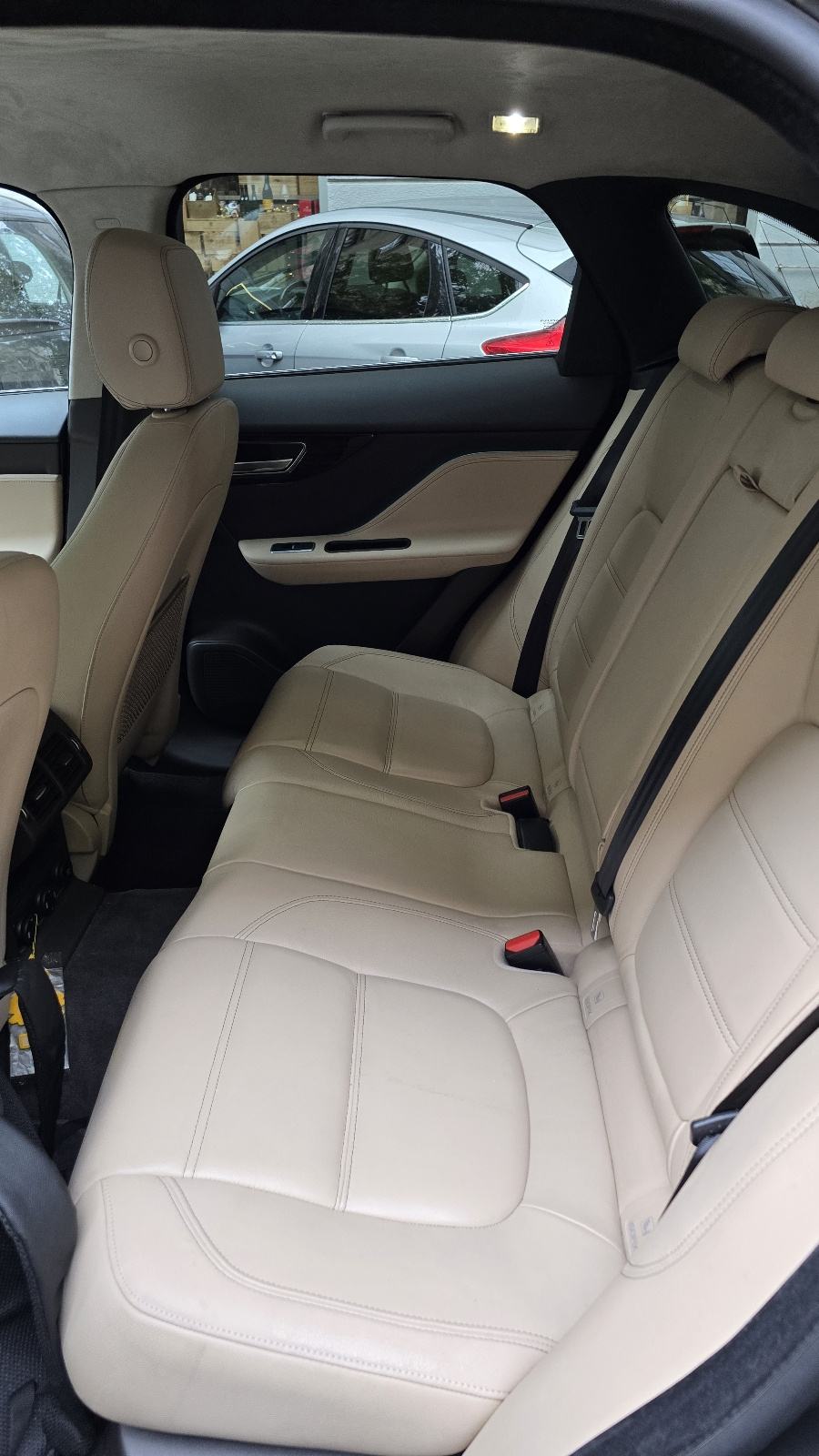 Jaguar F-Pace 2,0d 4wd automatik KARTICE-ZAMJENA, fotografija 10
