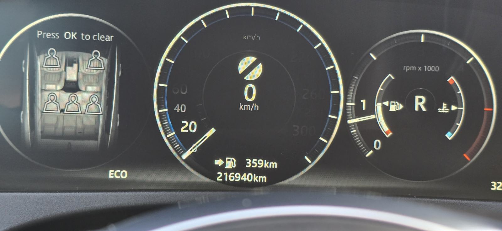 Jaguar F-Pace 3.0 D R-SPORT-LED-PANORAMA, fotografija 17