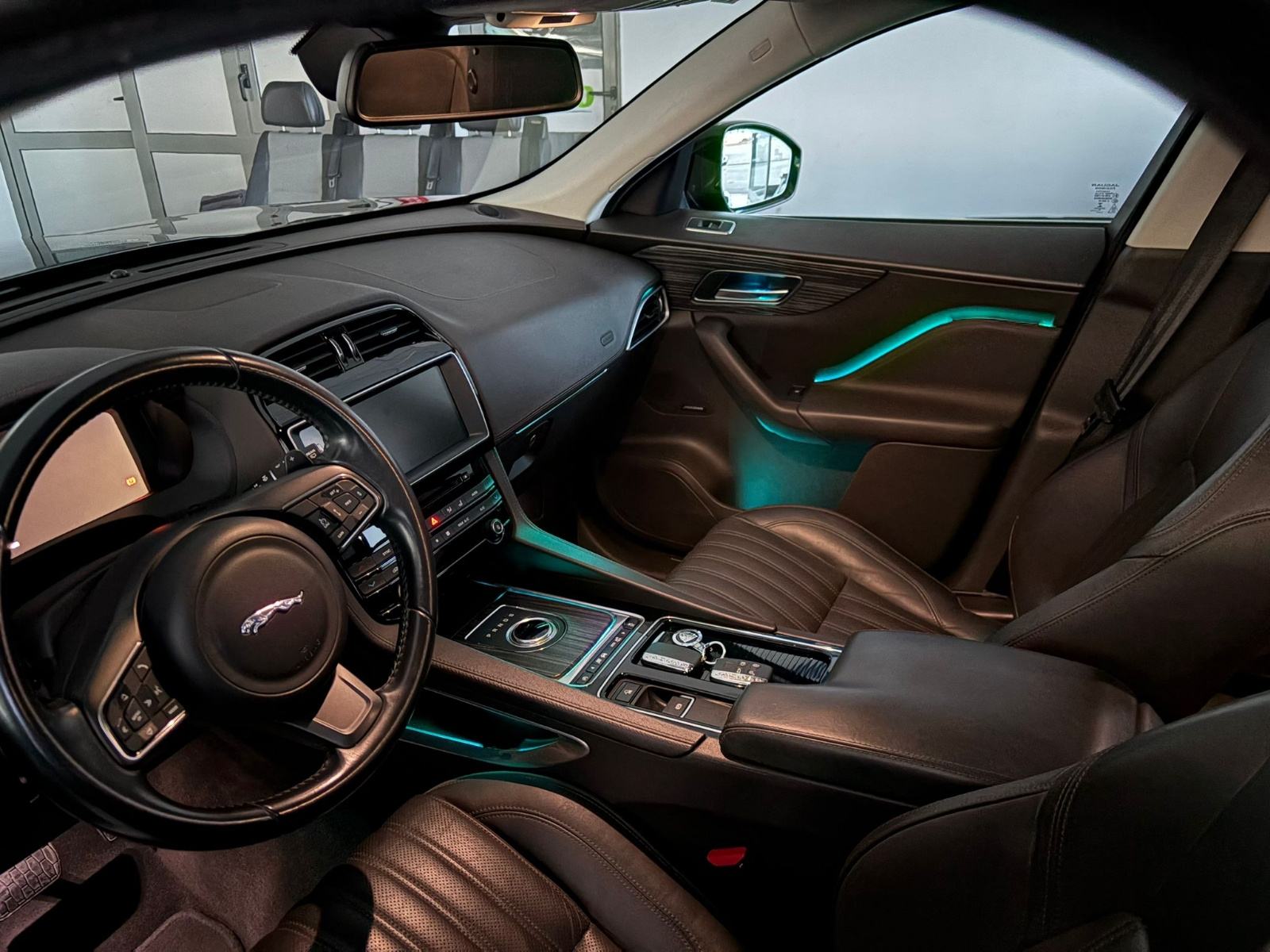 Jaguar F-Pace 3.0 D ● 2017.god. ● u sustavu PDV-a, fotografija 12