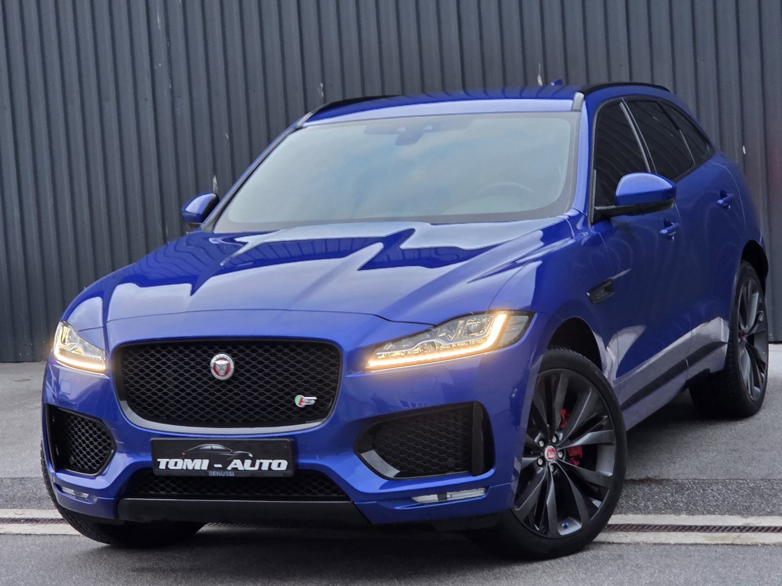 Jaguar F-Pace 3.0 D SPORT automatik,LED,NAVI,ALU 22",AMBIENT,VIRTUAL, fotografija 2