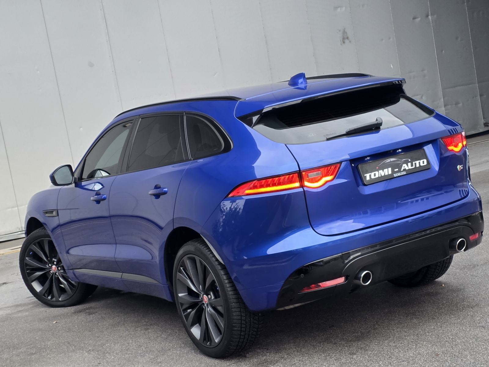 Jaguar F-Pace 3.0 D SPORT automatik,LED,NAVI,ALU 22",AMBIENT,VIRTUAL, fotografija 4