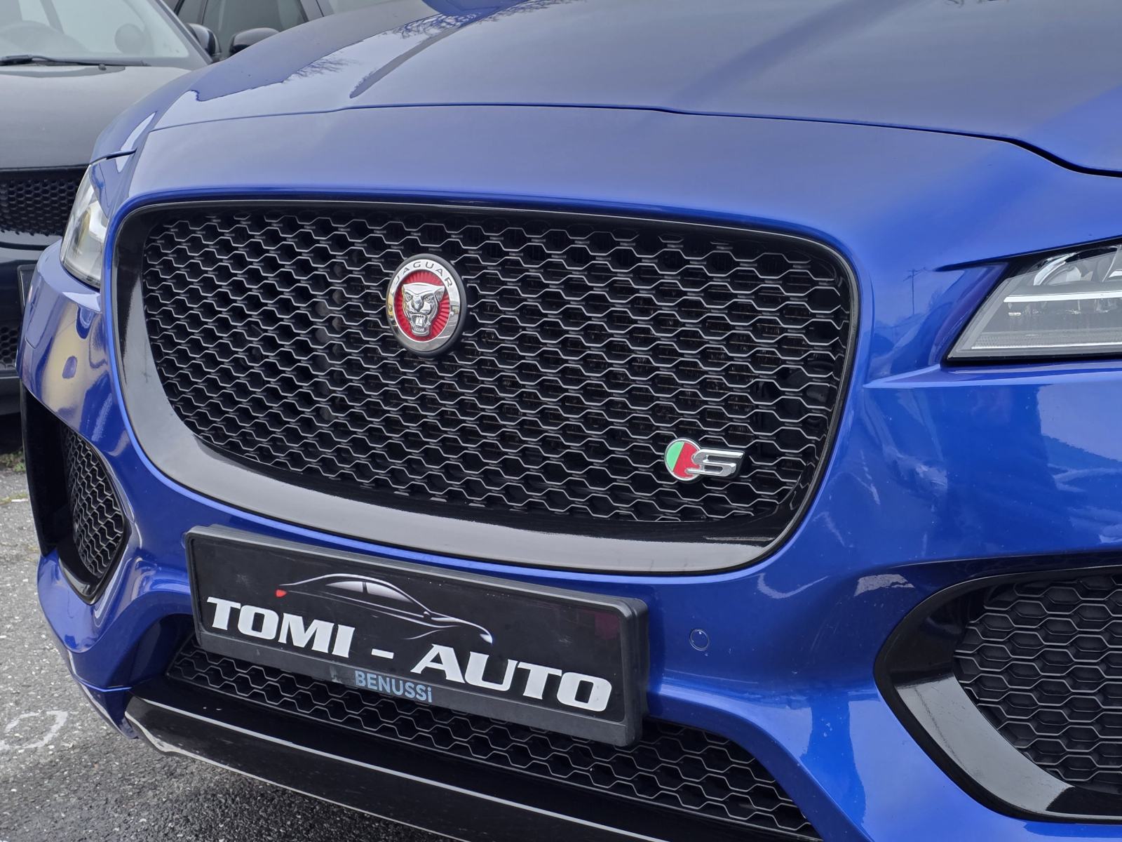 Jaguar F-Pace 3.0 D SPORT automatik,LED,NAVI,ALU 22",AMBIENT,VIRTUAL, fotografija 14