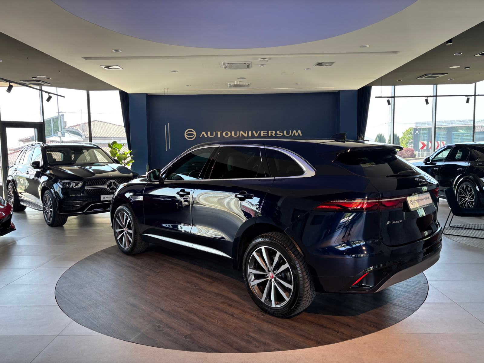 Jaguar F-Pace AWD D200 HSE R-Dynamic Aut. - 1. vlasnik, nije uvoz, fotografija 3