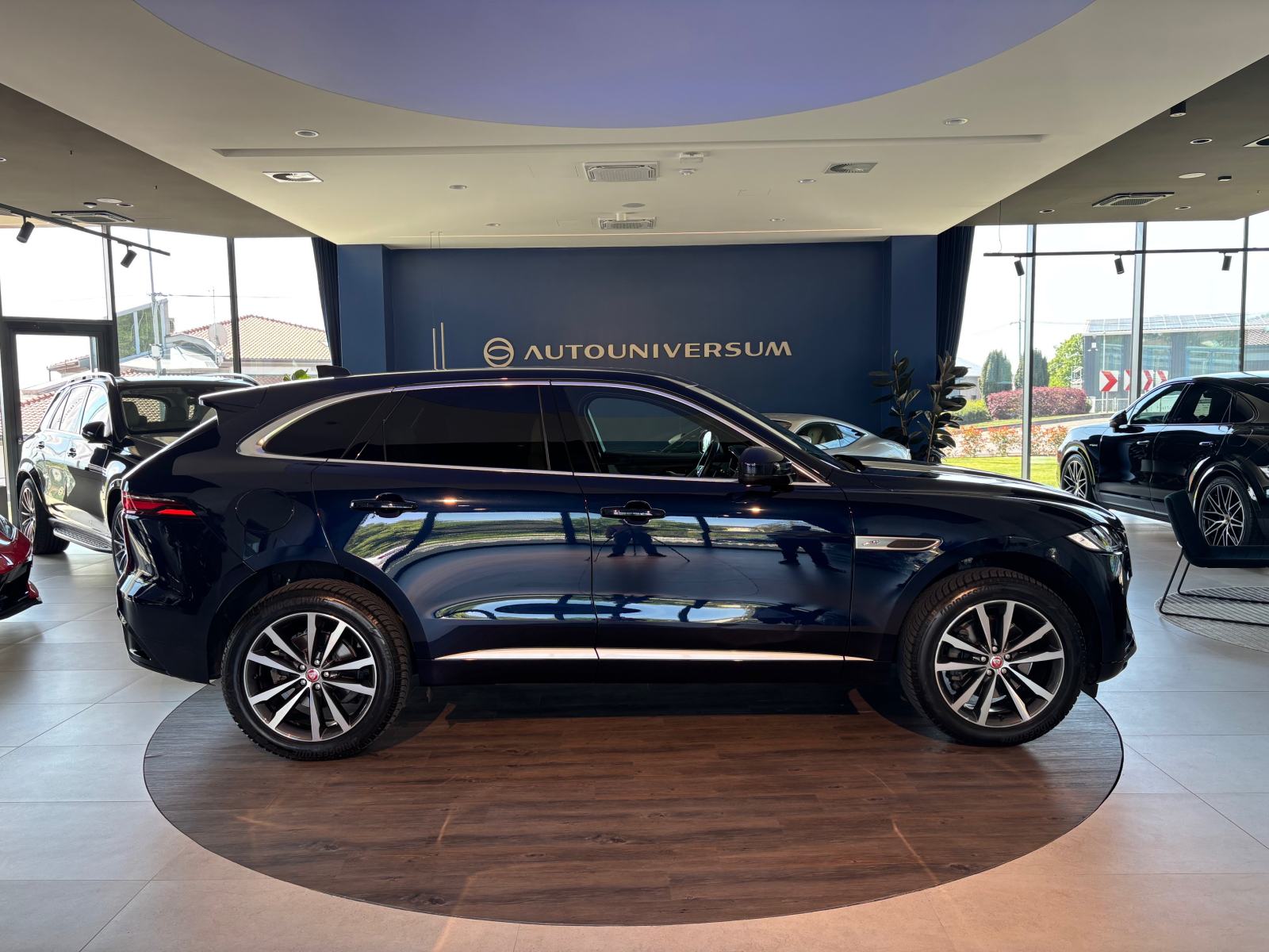 Jaguar F-Pace AWD D200 HSE R-Dynamic Aut. - 1. vlasnik, nije uvoz, fotografija 6