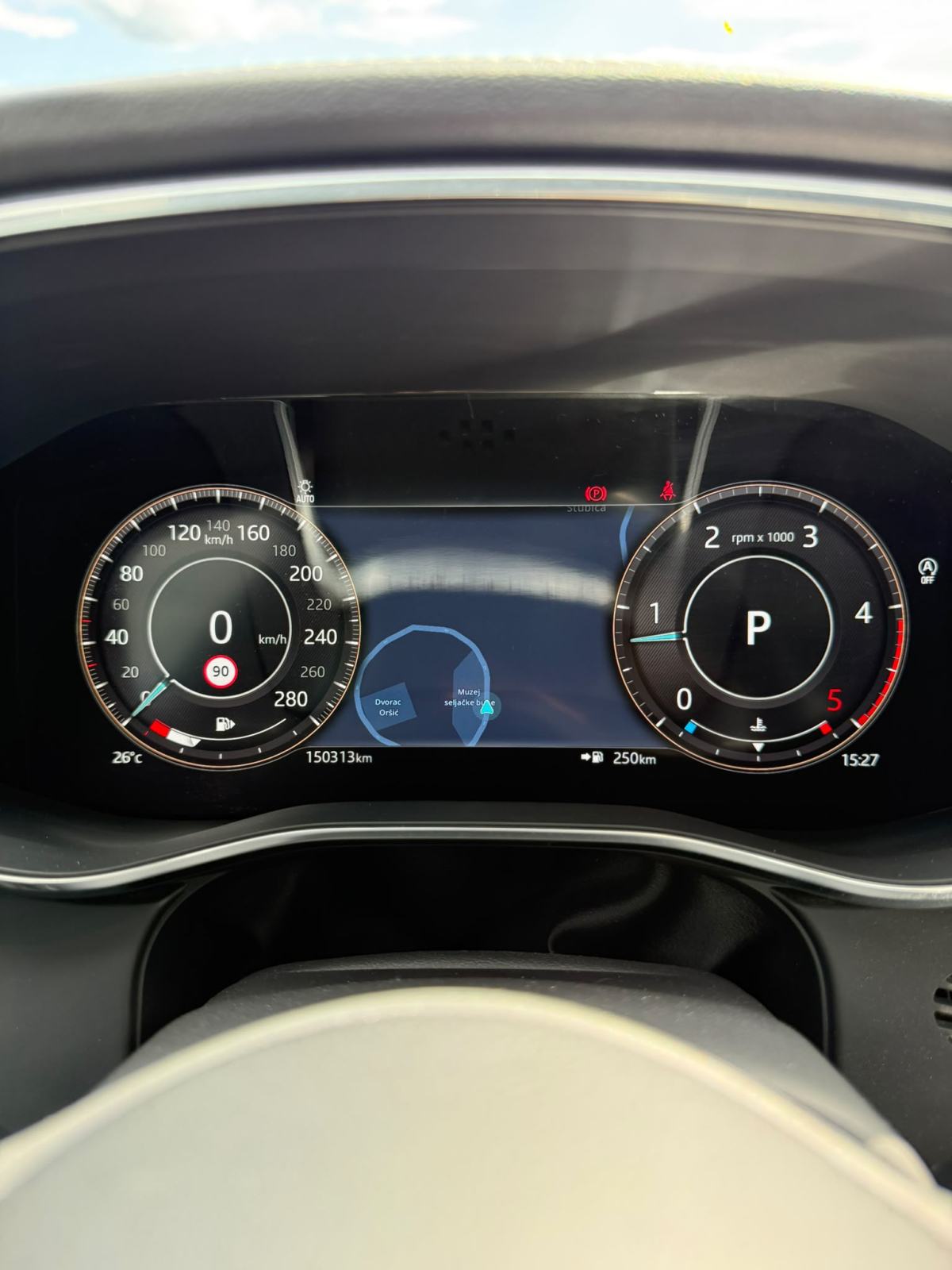 JAGUAR F-PACE D200 R-DYNAMIC S AWD BLACK EDITION ⭐ 1 GODINA JAMSTVA ⭐, fotografija 17