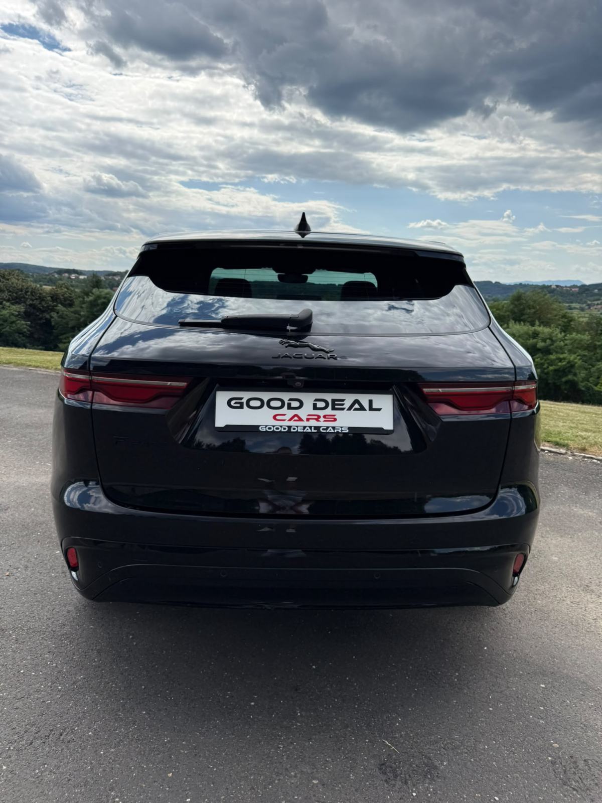 JAGUAR F-PACE D200 R-DYNAMIC S AWD BLACK EDITION ⭐ 1 GODINA JAMSTVA ⭐, fotografija 4