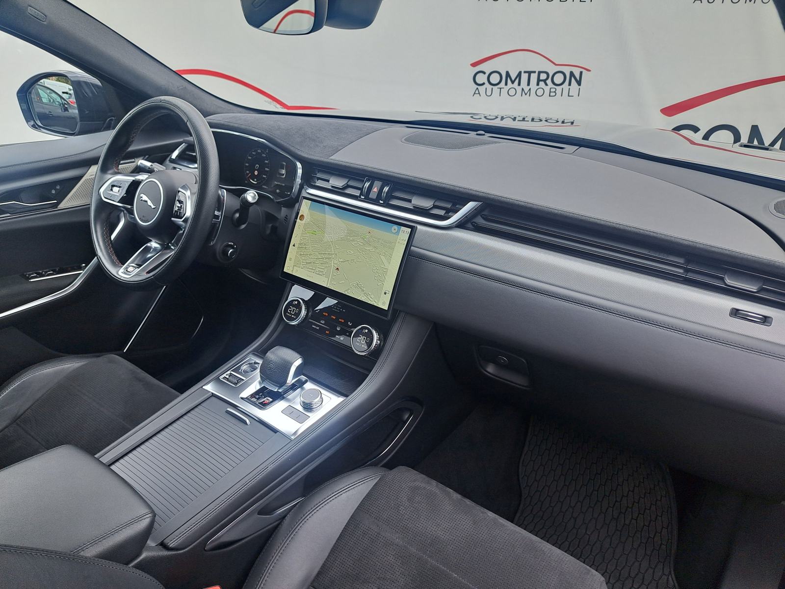 Jaguar F-Pace 5.0T P550**SVR**AWD**NIJE UVOZ**24 MJ. GARANCIJA**, fotografija 14
