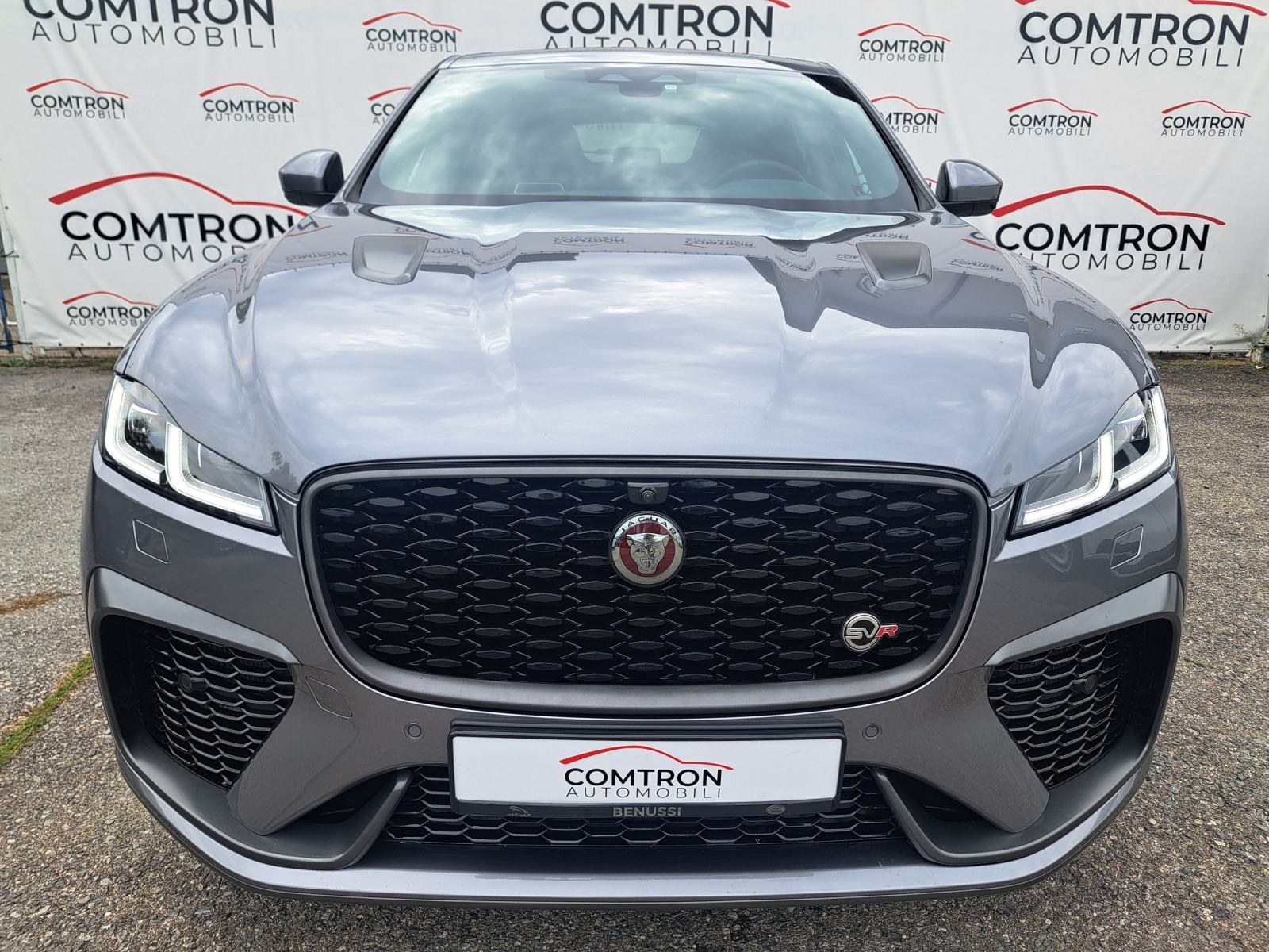 Jaguar F-Pace 5.0T P550**SVR**AWD**NIJE UVOZ**24 MJ. GARANCIJA**, fotografija 2
