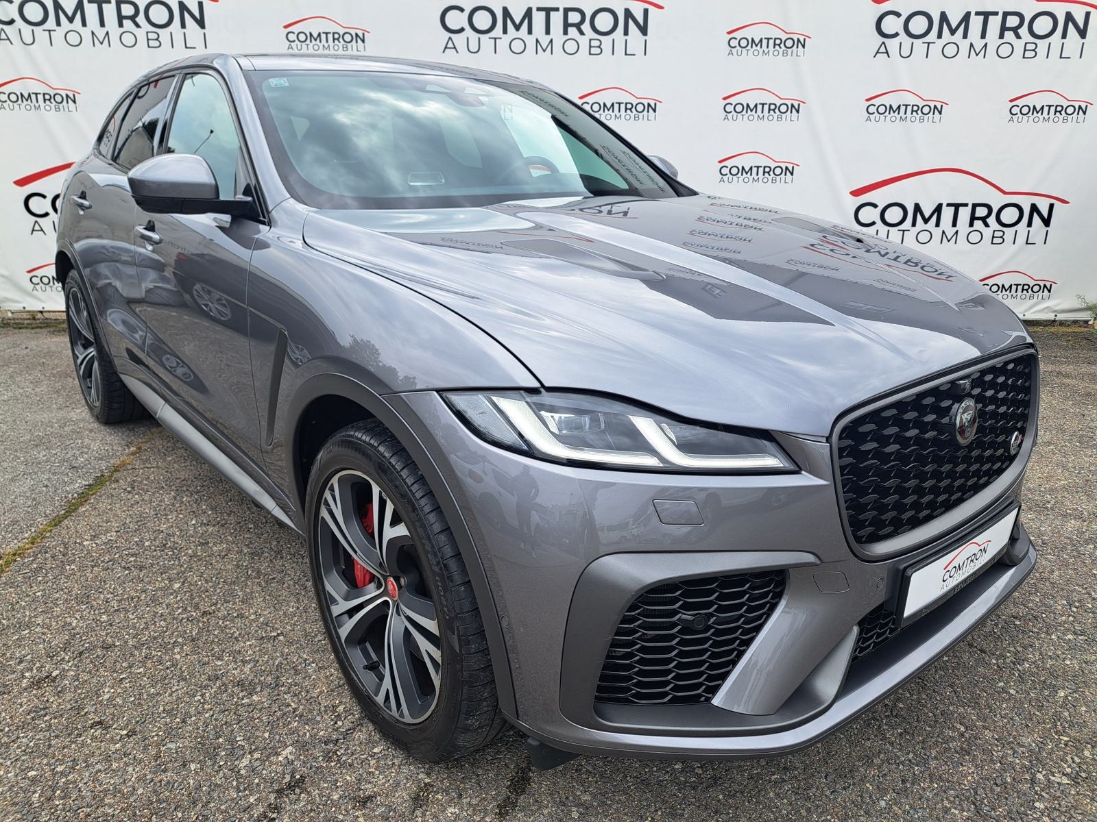Jaguar F-Pace 5.0T P550**SVR**AWD**NIJE UVOZ**24 MJ. GARANCIJA**, fotografija 3