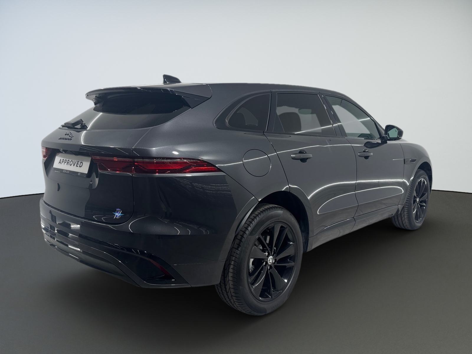 Jaguar F-Pace R-DYN, fotografija 6