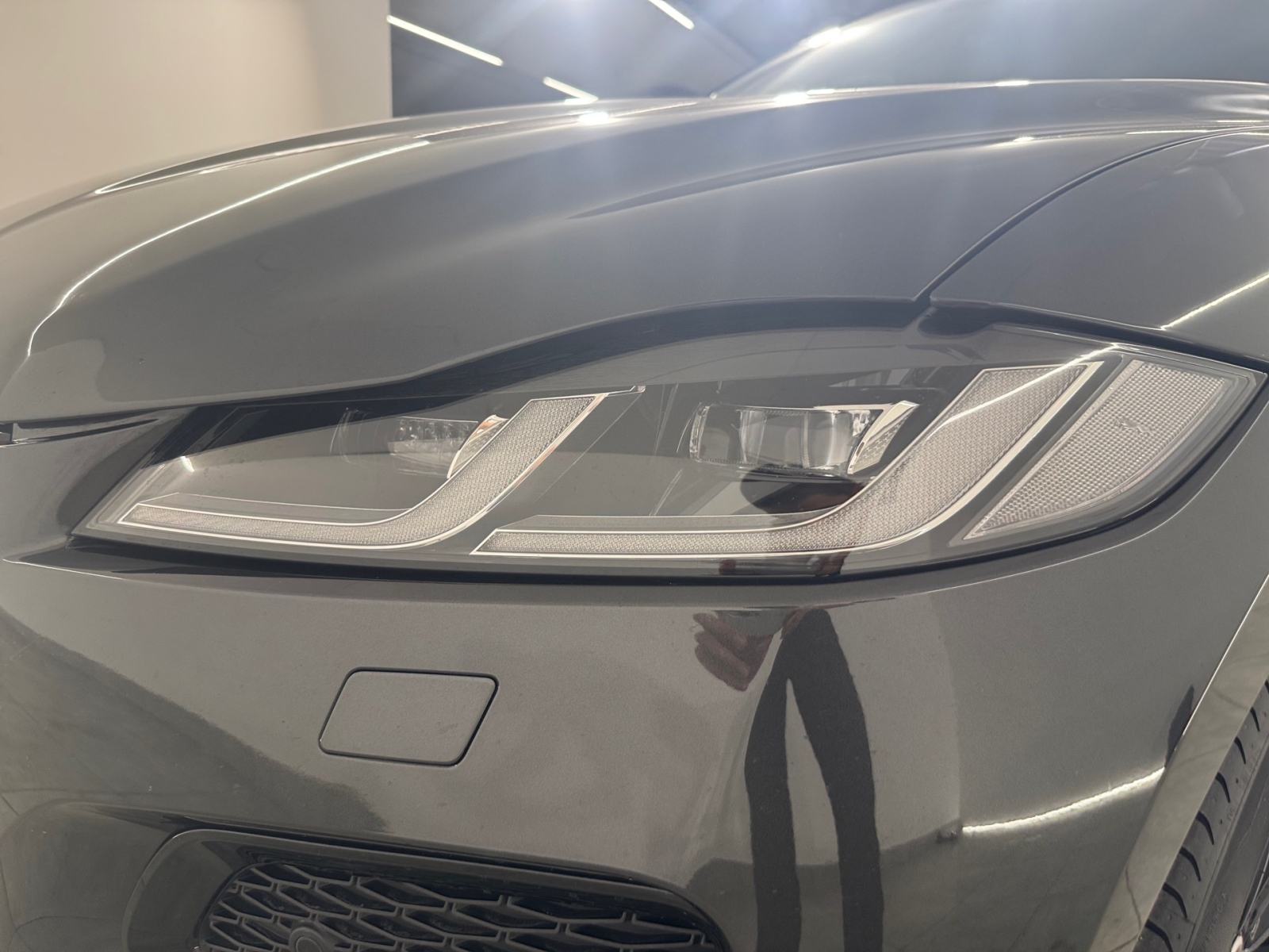Jaguar F-Pace R-DYN, fotografija 9
