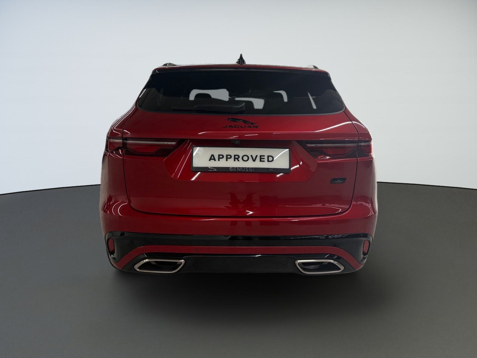 Jaguar F-Pace R-DYNAMIC 3.0D 300 HP A8 MHEV, fotografija 6