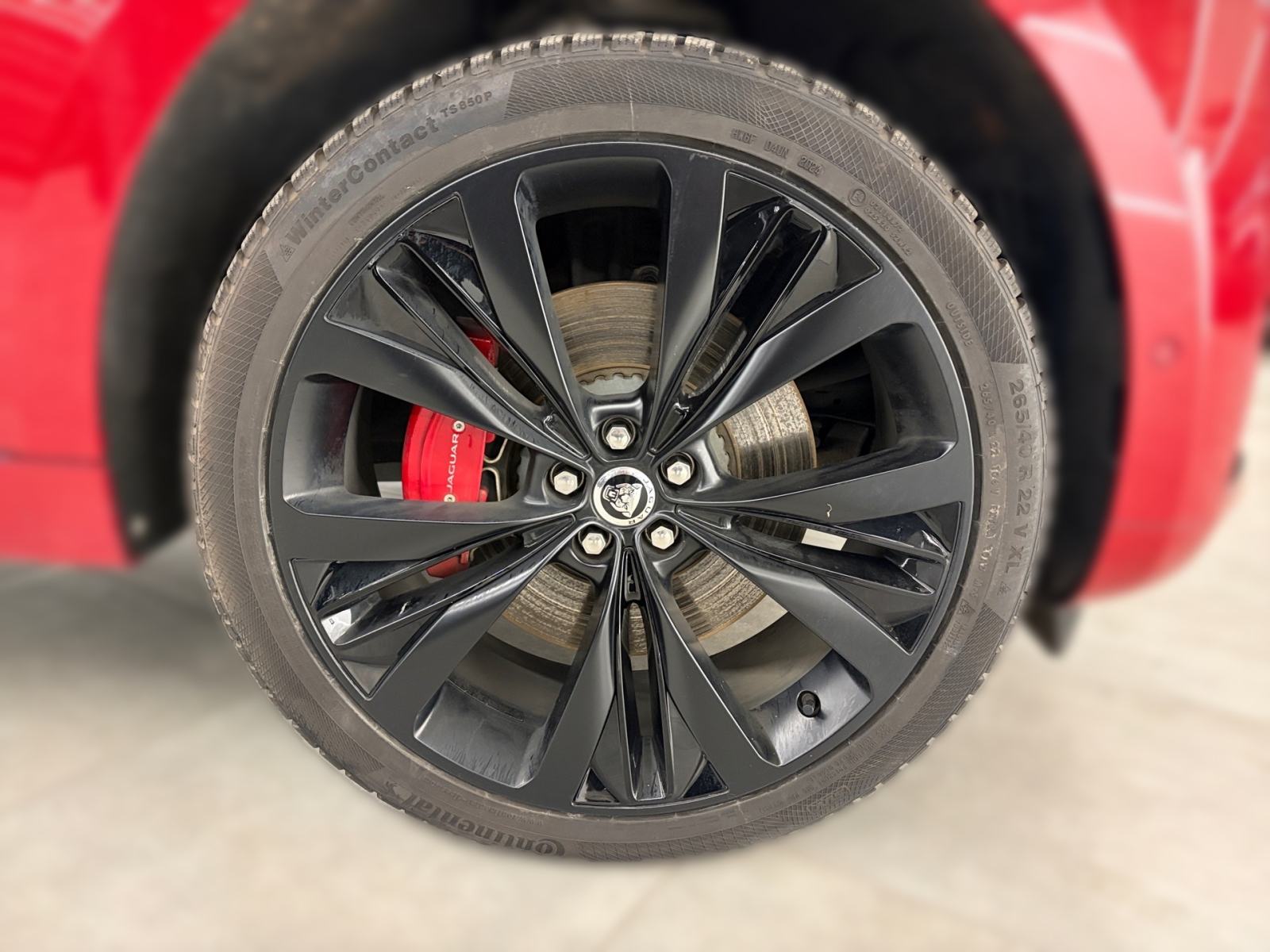 Jaguar F-Pace R-DYNAMIC 3.0D 300 HP A8 MHEV, fotografija 7