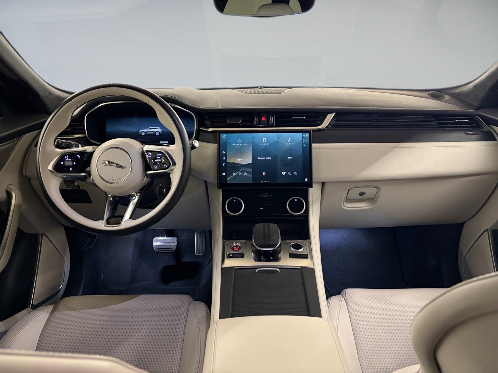 Jaguar F-Pace R-DYNAMIC 3.0D 300 HP A8 MHEV, fotografija 8